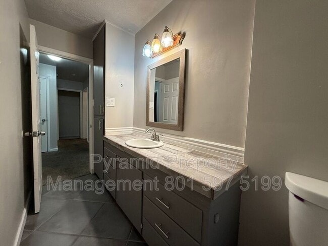 Building Photo - 1141 Rushton St