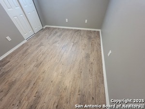 Building Photo - 844 E Sunshine Dr