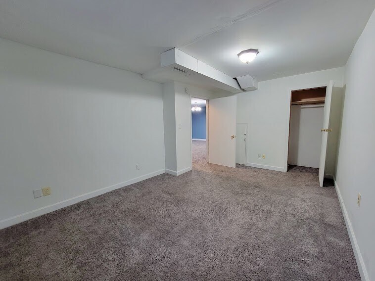 Building Photo - 875 Agate St