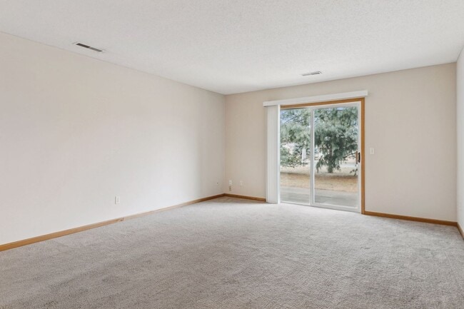 Building Photo - New Stainless Steel Appliances