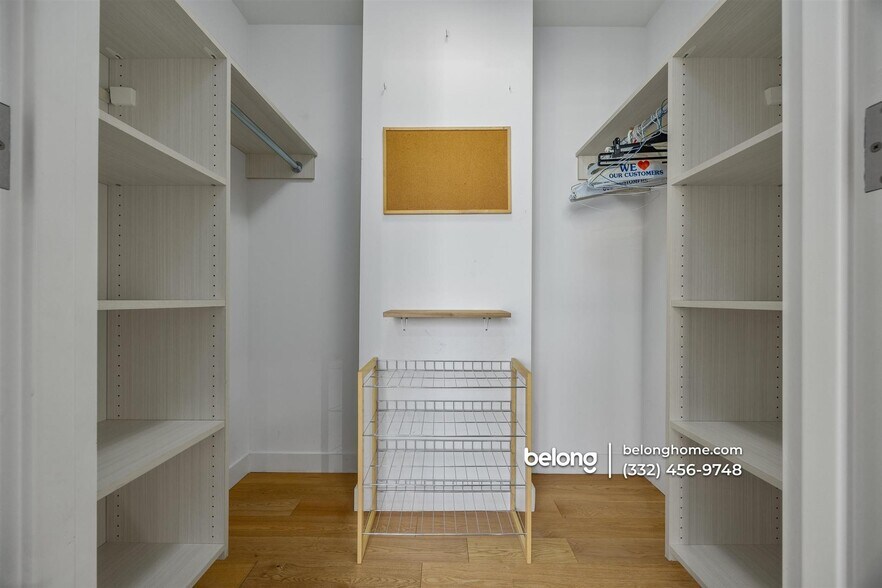 Building Photo - 8 Vanderbilt Ave