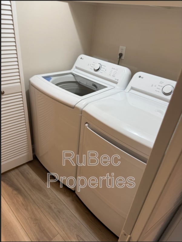 Building Photo - 6724 Accrington Ct