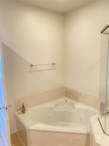 Building Photo - 5014 Calloway Dr