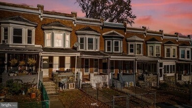 Building Photo - Newly Renovated 4BR/2BA Family Home in Winchester – Outdoor Space, Modern Kitchen & More