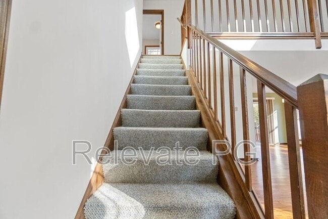 Building Photo - 12620 Thoreau Dr