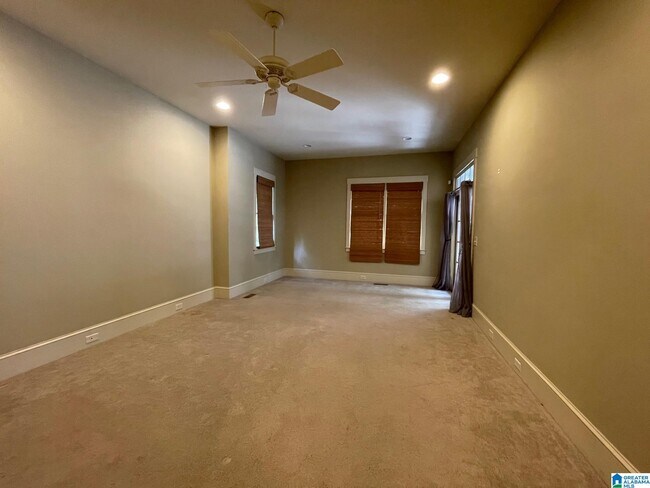 Building Photo - 309 Stonebrook Cir