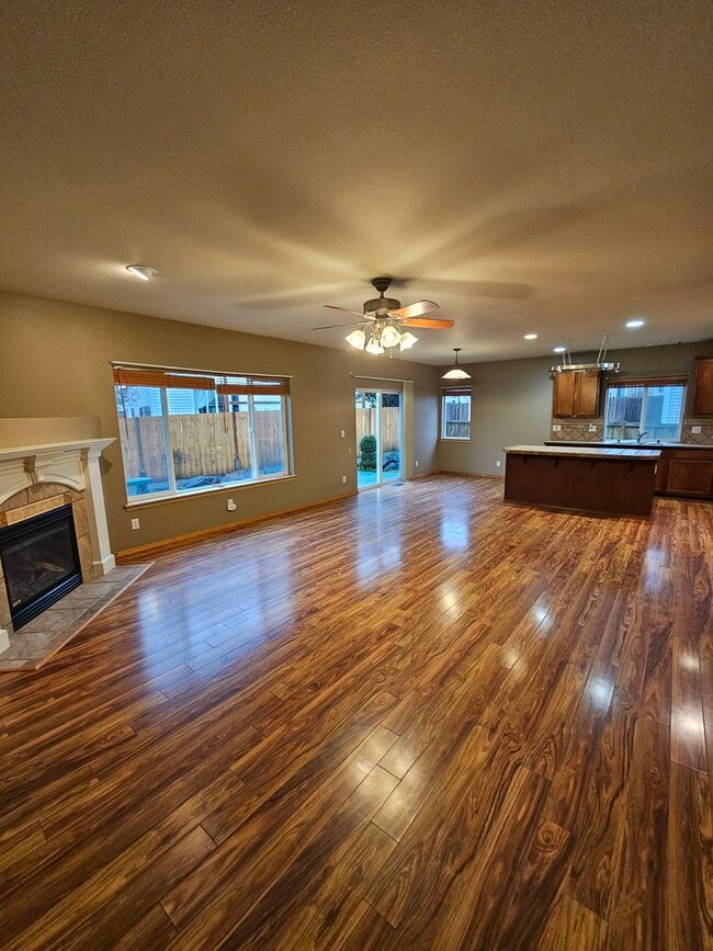 Building Photo - 7611 197th St Ct E