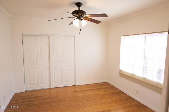 Building Photo - 1132 Mariposa Ave