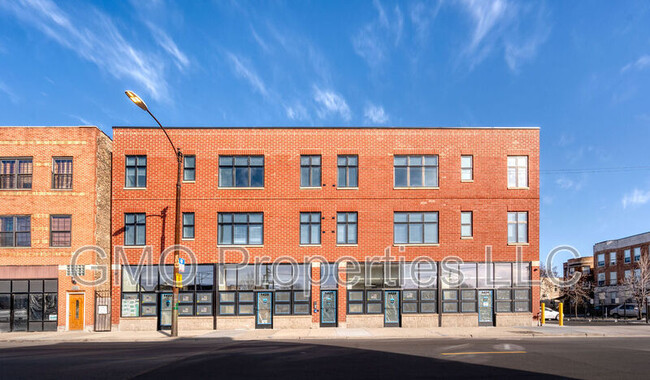 Building Photo - 1427 S Kedzie Ave