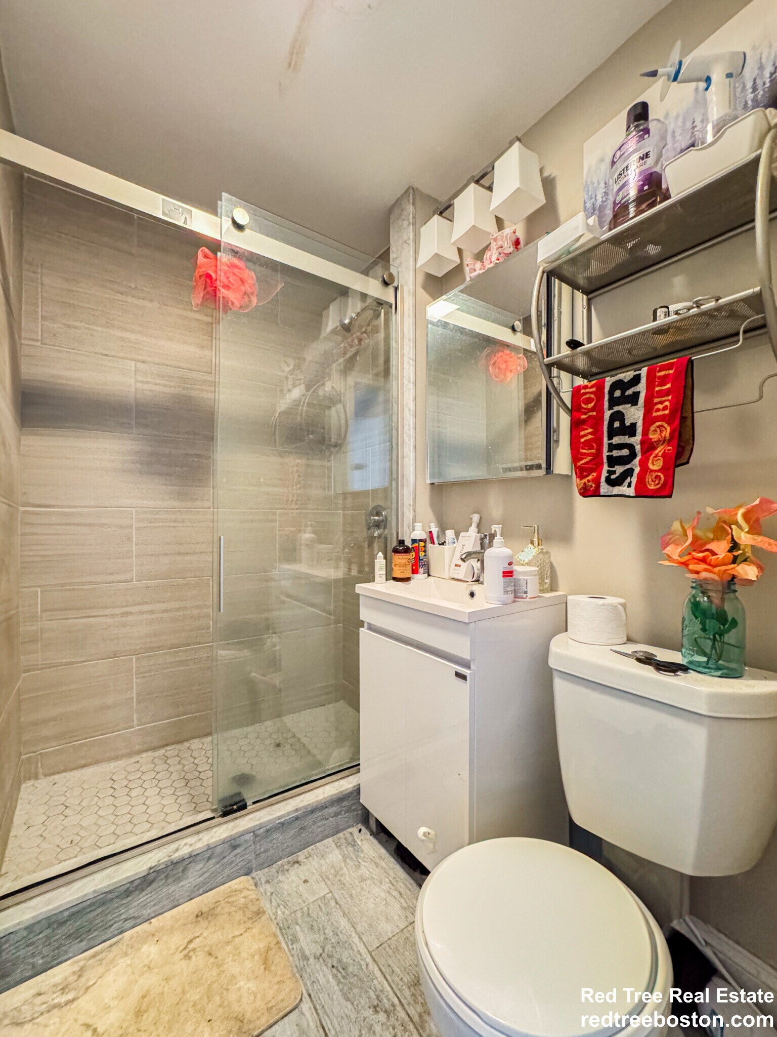 Building Photo - 19 Town Hill St