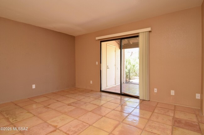 Building Photo - 5066 N Placita Del Lazo