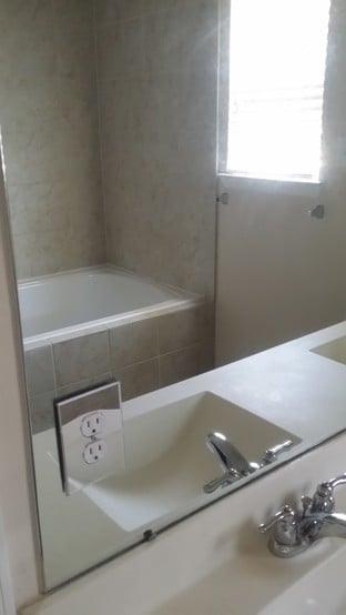 Bathroom - 8303 Greys Ln