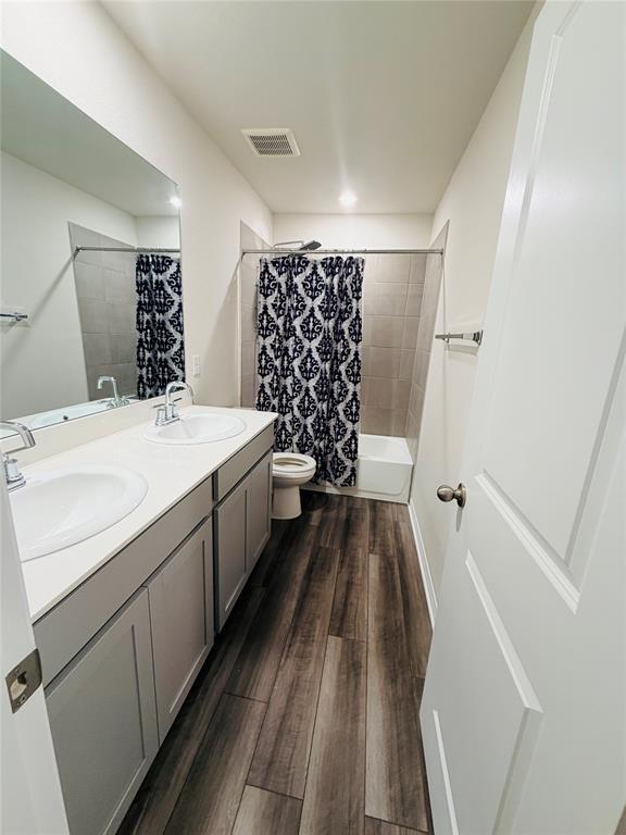 Building Photo - 1645 Settlers Glen Dr