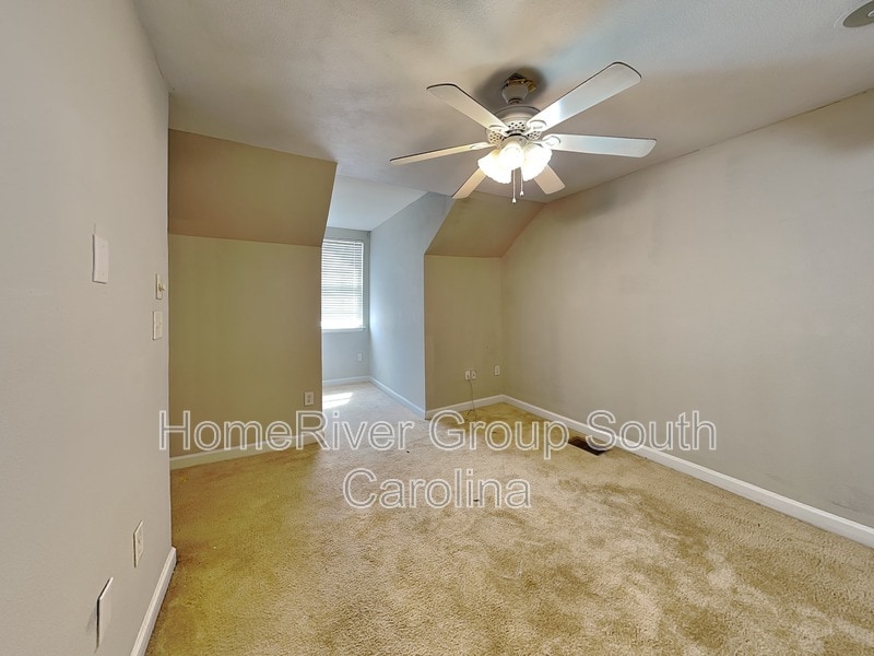 Building Photo - 2153 Pavilion Ct