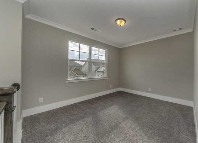 Building Photo - 4006 Glendianne Wy