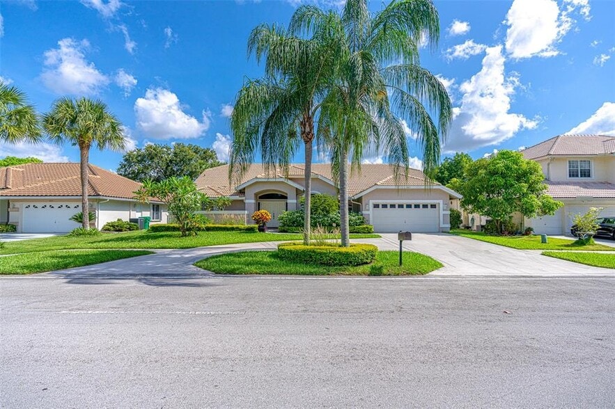 Primary Photo - 6429 NW 50th St