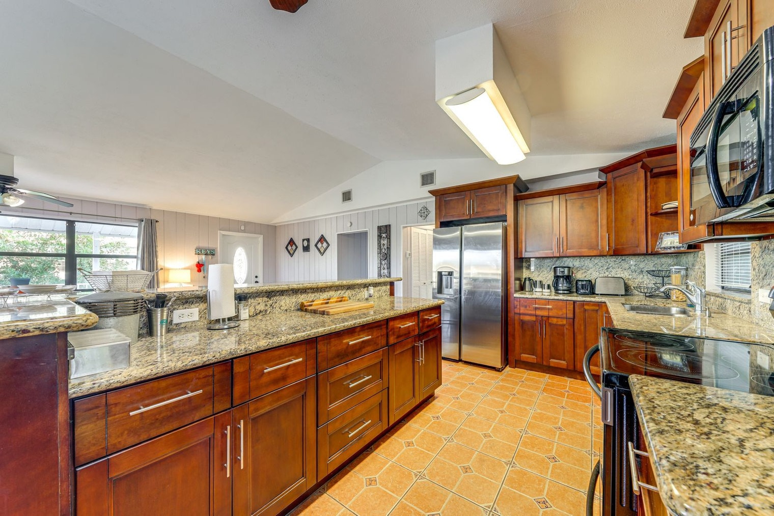 Building Photo - 29179 Rose Dr