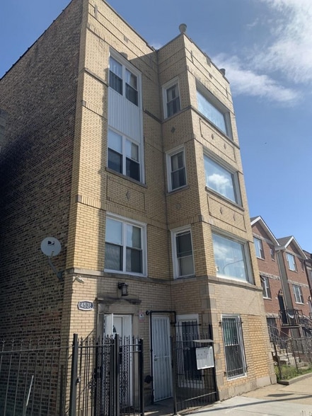 Building Photo - 4538 W Jackson Blvd
