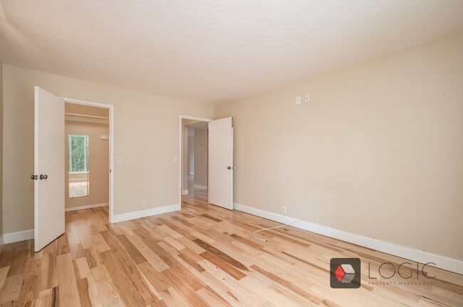 Building Photo - Beautiful Condo in Great Location!