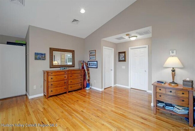 Building Photo - 83 Soper Rd