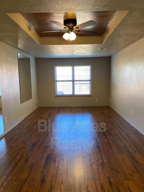 Building Photo - 4854 Starcrest Ct