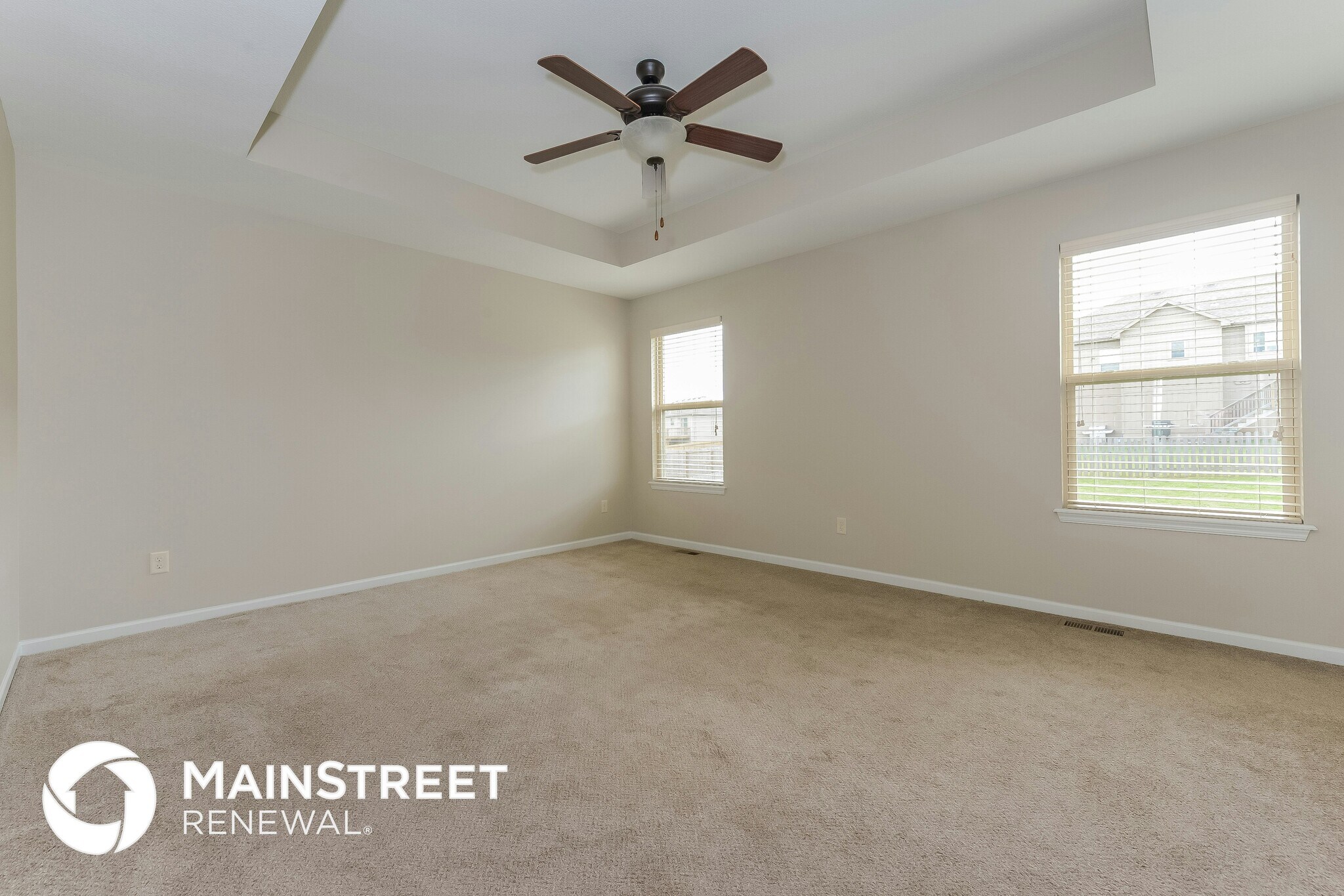 Building Photo - 425 Sunflower Dr