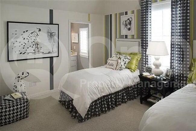 Building Photo - 1208 Damsel Caitlyn Dr