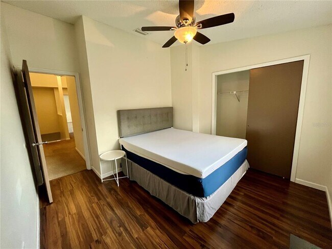 Building Photo - 7618 Colonial Ct