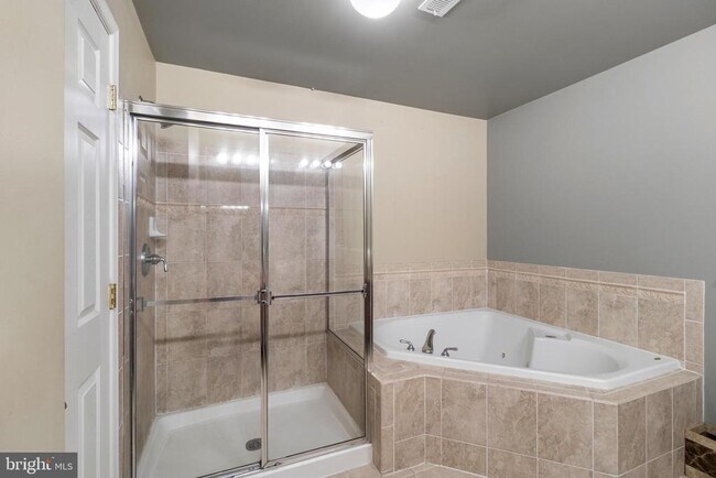 Building Photo - 7022 Black Oak Rd