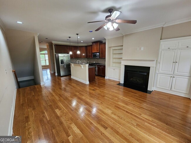 Building Photo - 10856 Ellicot Way