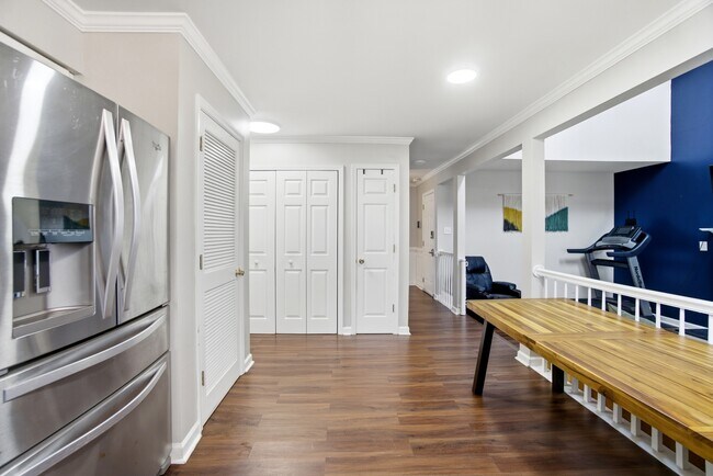 Building Photo - 1097 Honeycutt Way