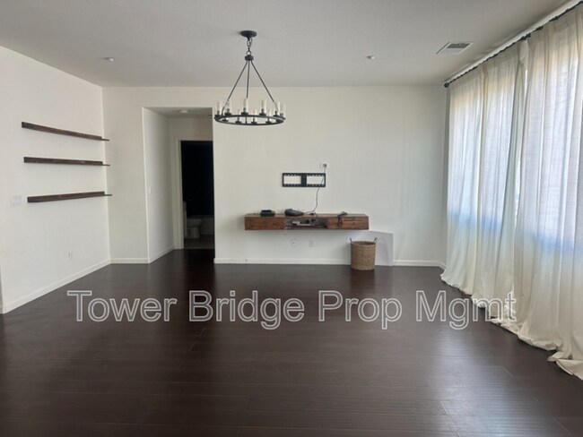 Building Photo - 5508 Copper Sunset Way
