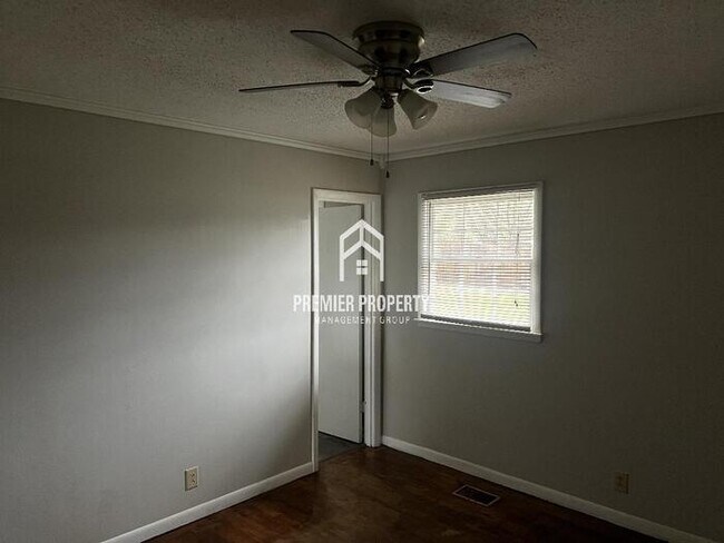 Building Photo - 3304 Deerfield Rd NW - Available Now!