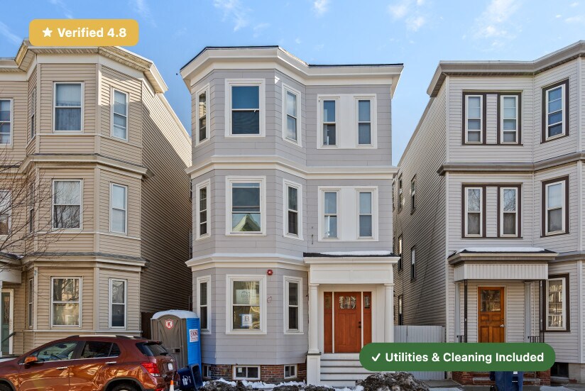 Building Photo - Furnished Bedroom with Private Bath in East Boston