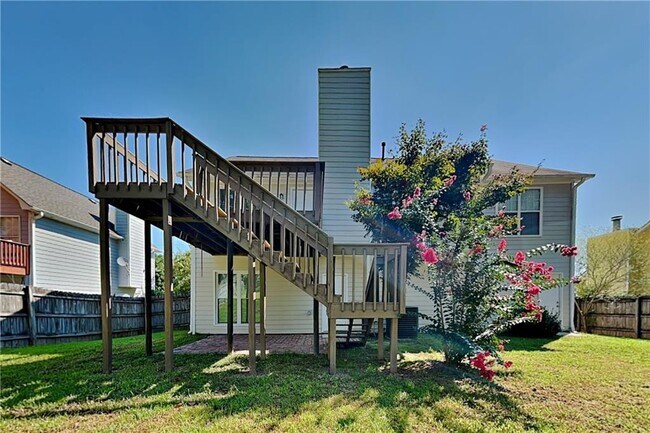 Building Photo - 5450 Princeton Oaks Dr