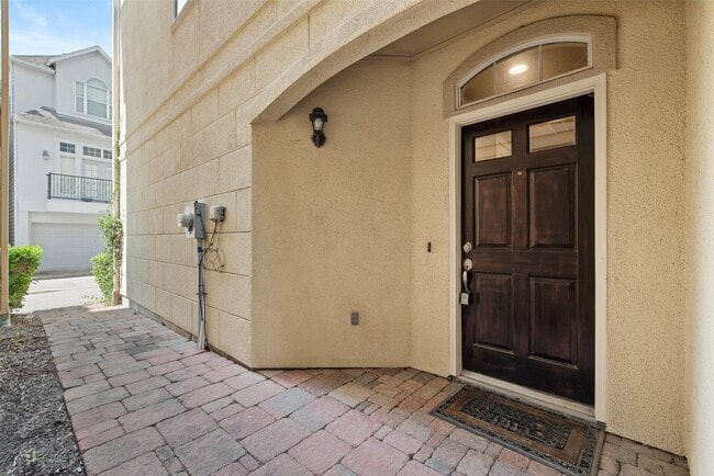 Building Photo - 9125 Harbor Hills Dr