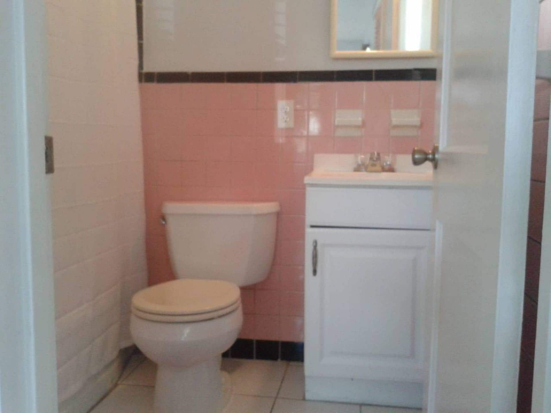 Building Photo - 6835 Blind Pass Rd