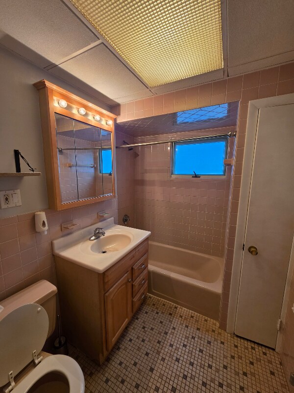 Building Photo - 23 Bowdoin St