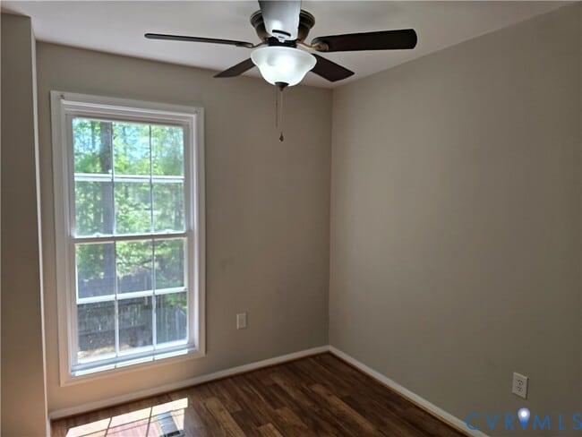 Building Photo - 757 Pleasant St