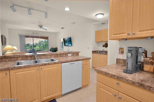 Building Photo - 15979 Mandolin Bay Dr