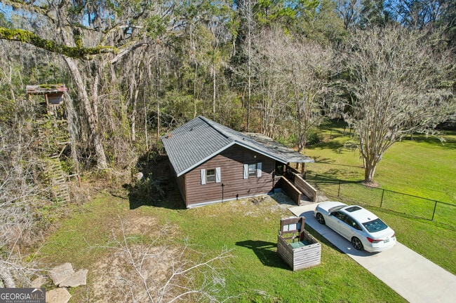 Building Photo - 325 White Oak Pl