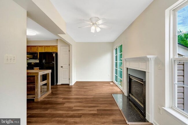Building Photo - 7057 Sauvage Ln