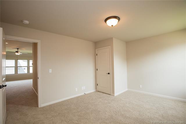 Building Photo - 217 W 128th Pl S