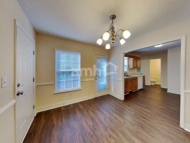 Building Photo - 2601 Mortise Ct