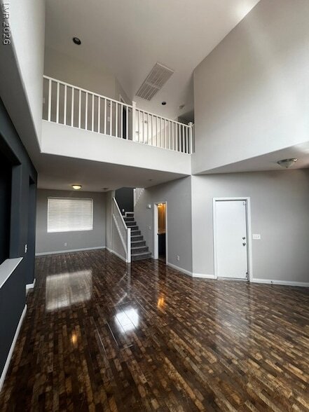 Building Photo - 9167 Short Horse Ct
