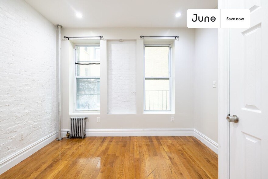 Building Photo - 826 9th Ave