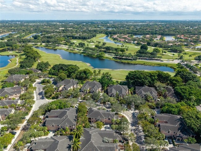 Building Photo - 2790 Center Ct Dr