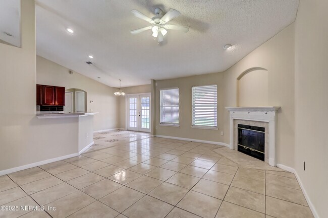 Building Photo - 9703 Cedar Ridge Dr W