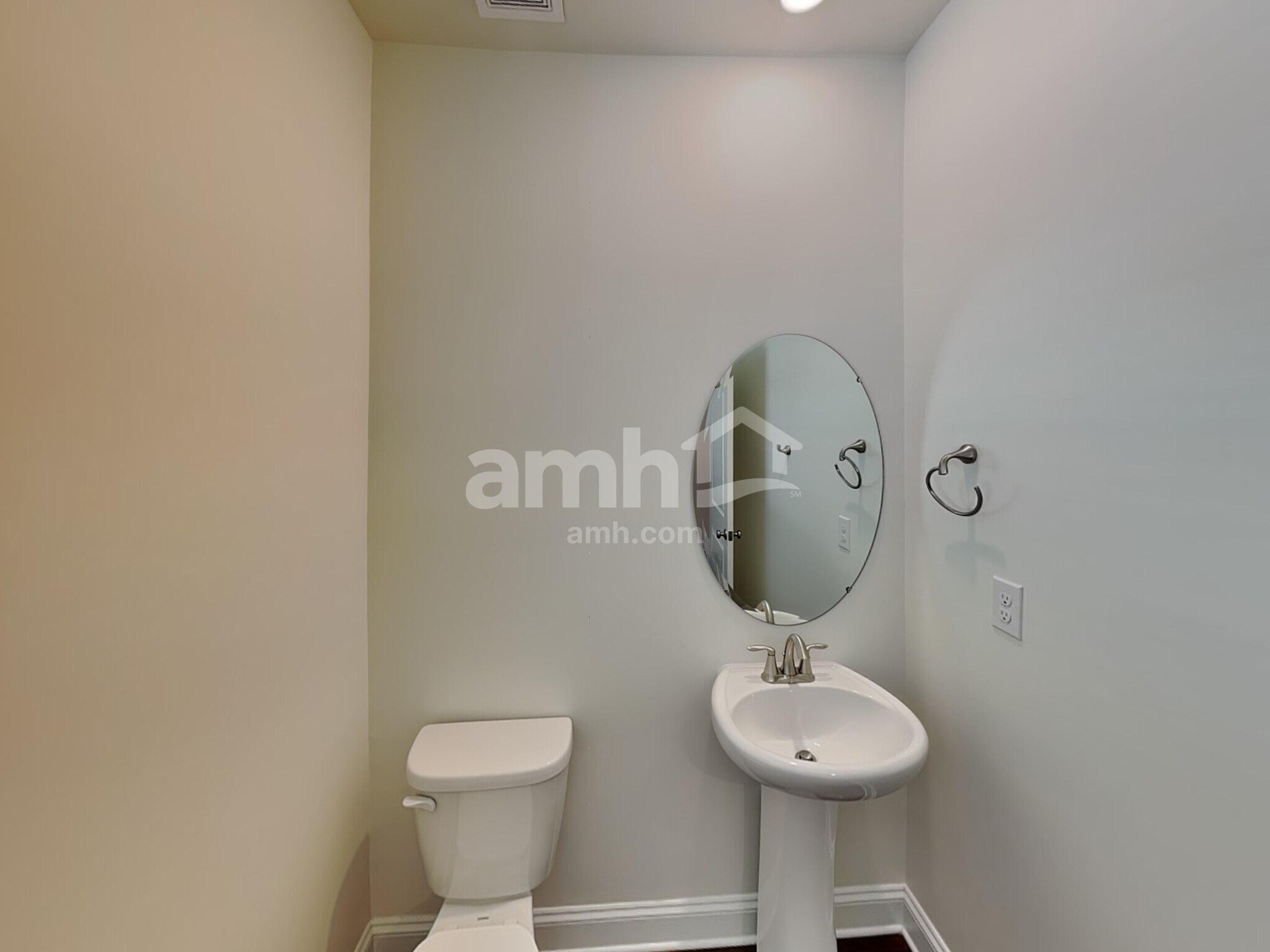 Building Photo - 544 Rivermist Dr