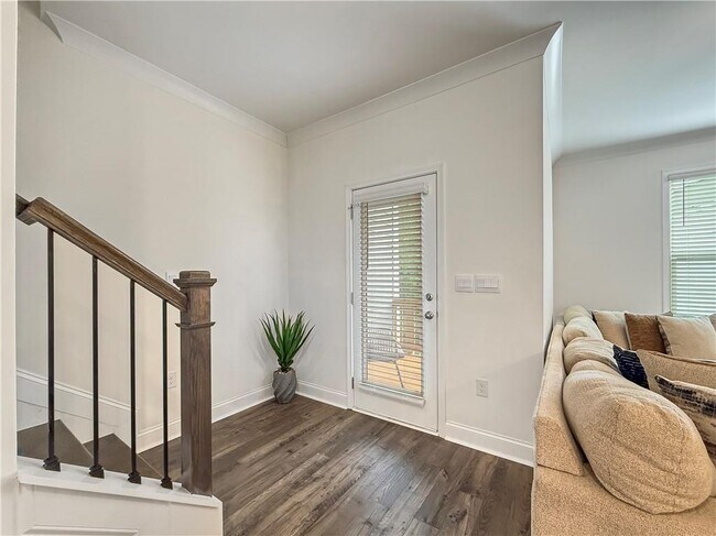 Building Photo - 1160 Kendron Ln